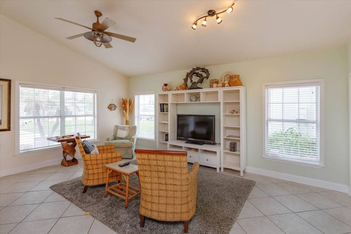 House for rent at 830 E 25th Ave, New Smyrna Beach, FL 32169