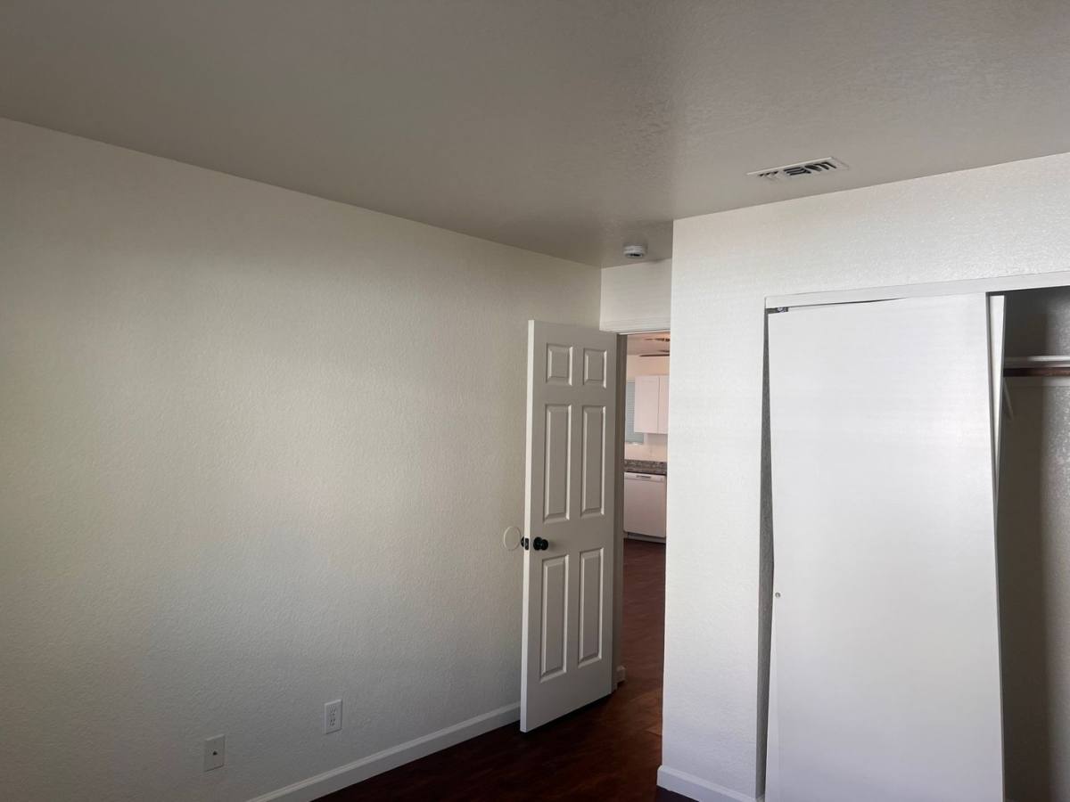Apartment for rent at 1616 Willis St, Redding, CA 96001