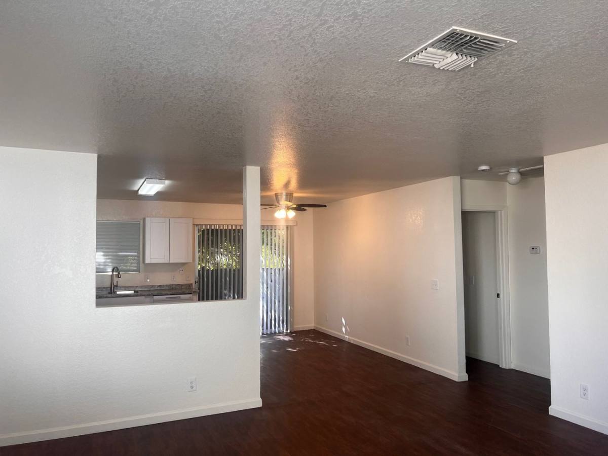 Apartment for rent at 1616 Willis St, Redding, CA 96001