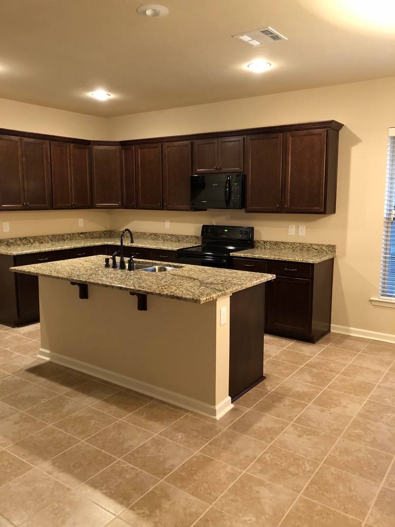 Apartment for rent at 1040 Deer Pass Dr, Baton Rouge, LA 70820