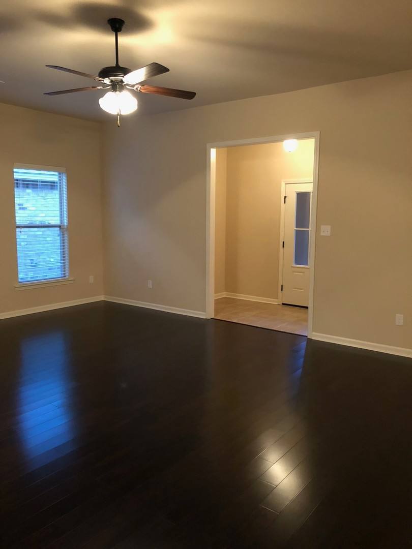 Apartment for rent at 1040 Deer Pass Dr, Baton Rouge, LA 70820
