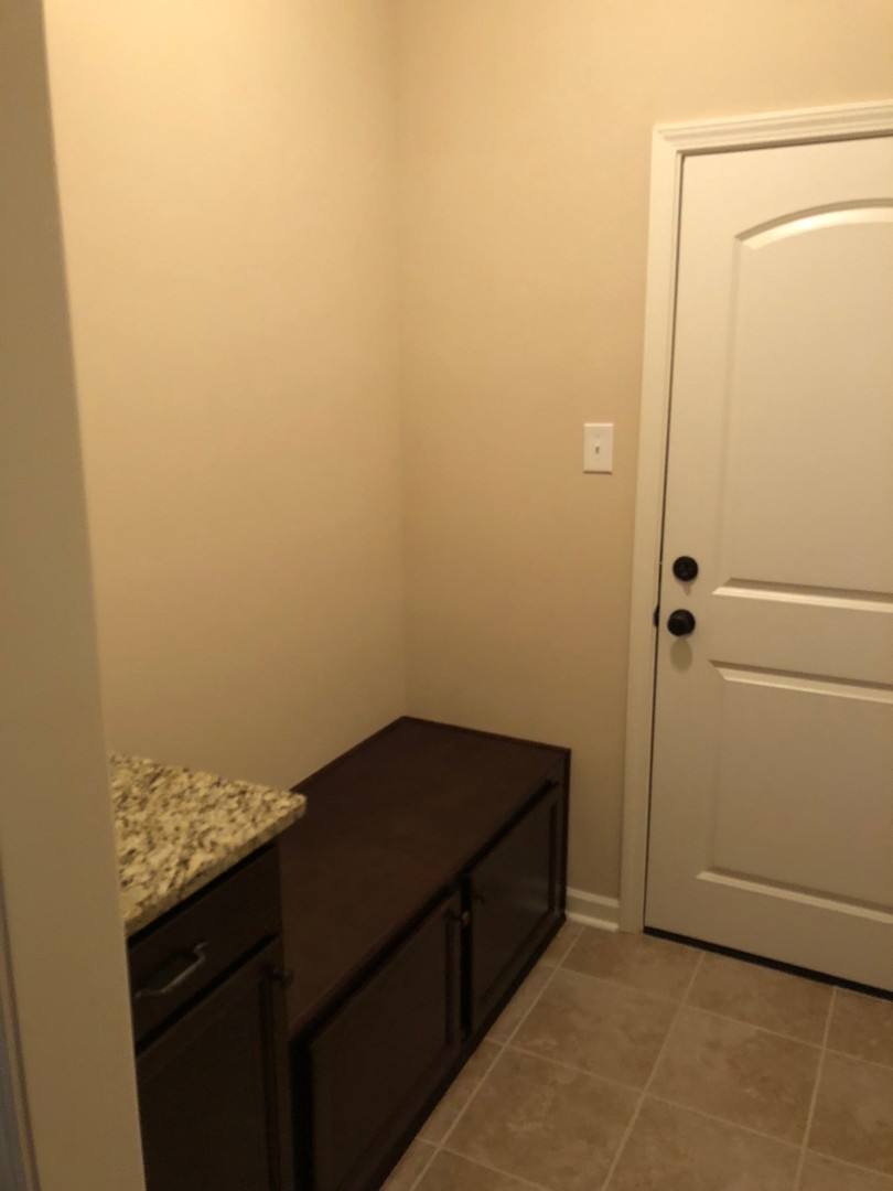 Apartment for rent at 1040 Deer Pass Dr, Baton Rouge, LA 70820