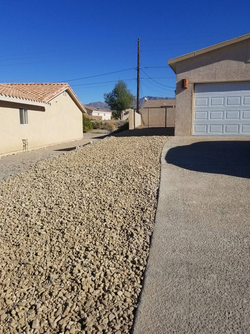 House for rent at 610 Manzanita Dr, Lake Havasu City, AZ 86404