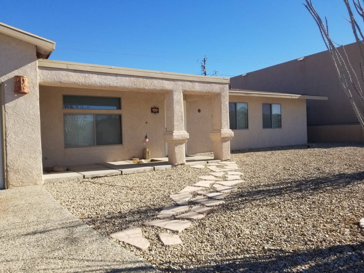 House for rent at 610 Manzanita Dr, Lake Havasu City, AZ 86404