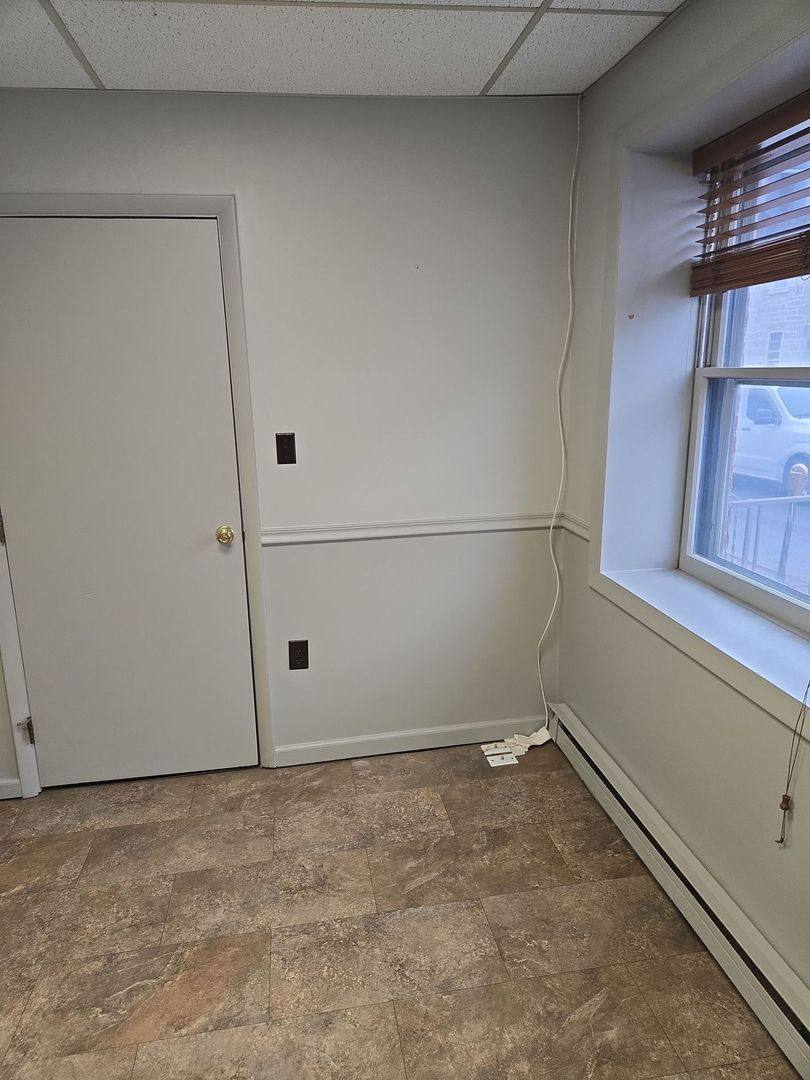 Apartment for rent at 203 Lincoln Way E, McConnellsburg, PA 17233