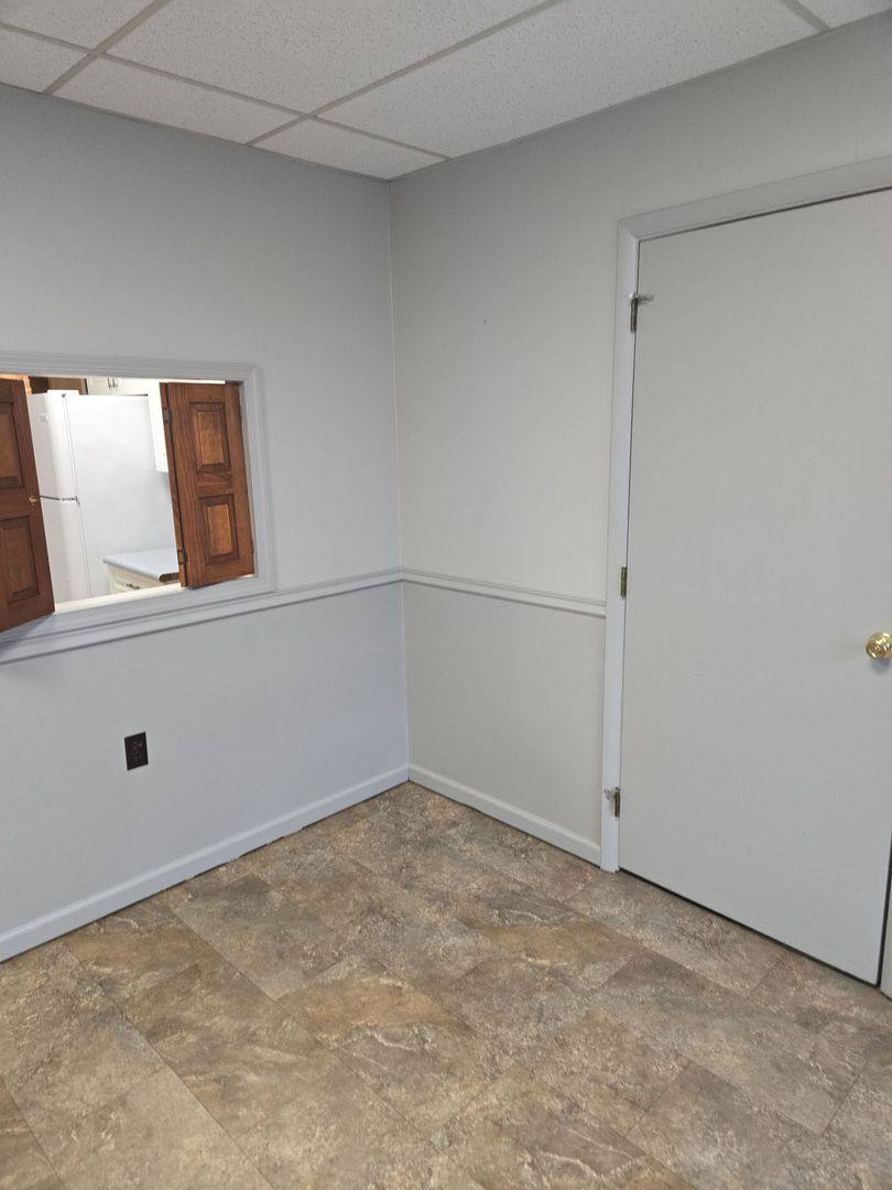 Apartment for rent at 203 Lincoln Way E, McConnellsburg, PA 17233