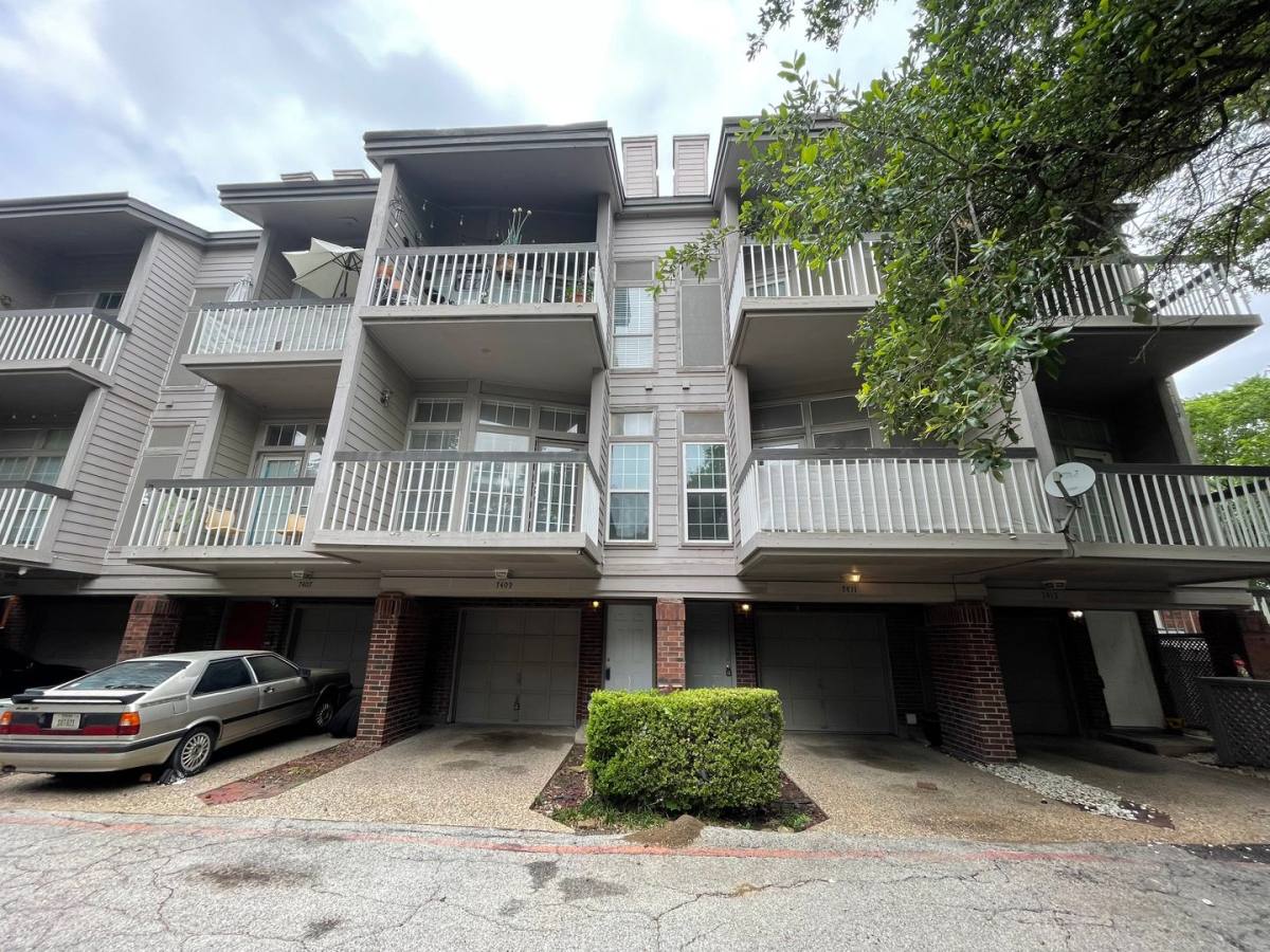 House for rent at 7474 Fair Oaks Ave, Dallas, TX 75231