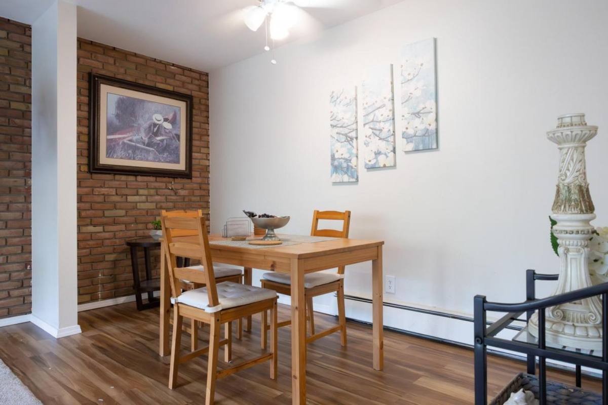 Apartment for rent at 207 Ballard, Ypsilanti, MI 48197