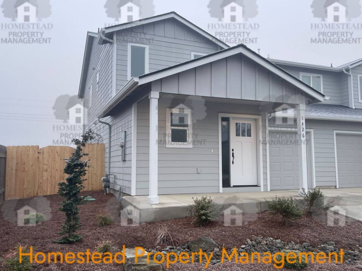 Apartment for rent at 1426-1428 Northgate Dr, Independence, OR 97351