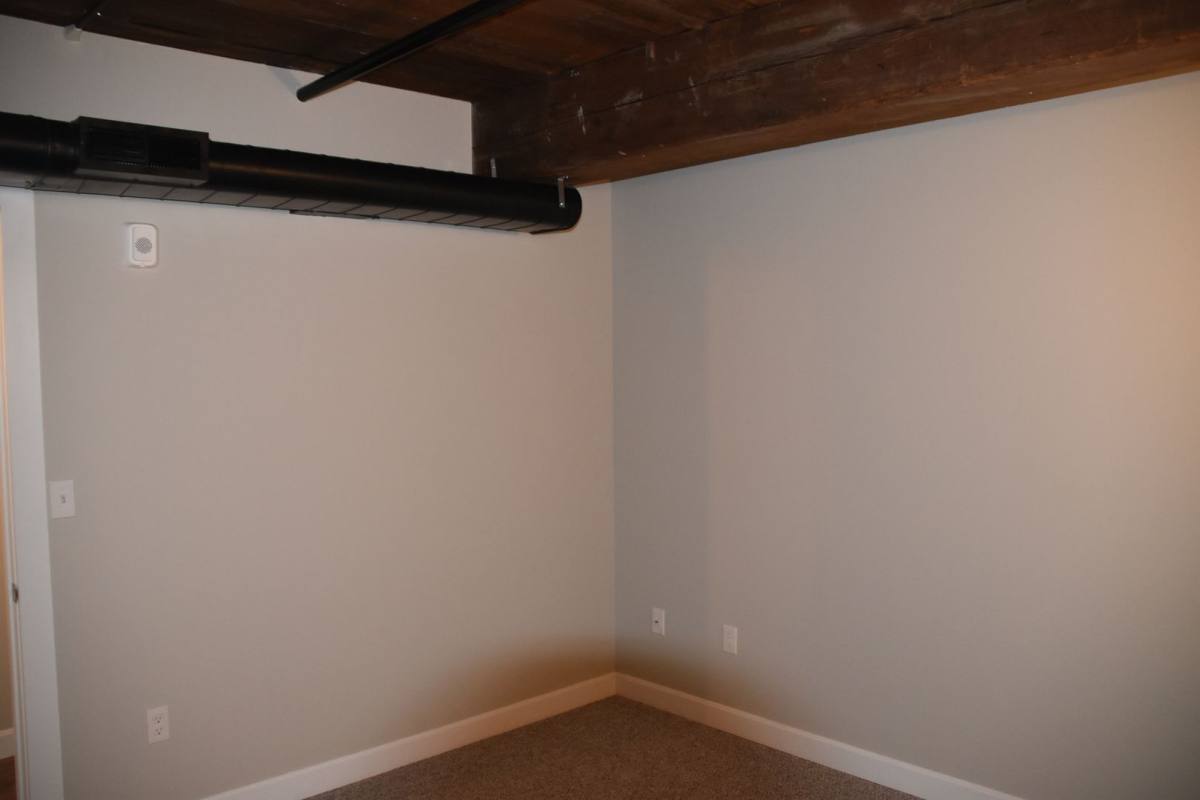 Apartment for rent at 4 Bay Rd, Newmarket, NH 03857