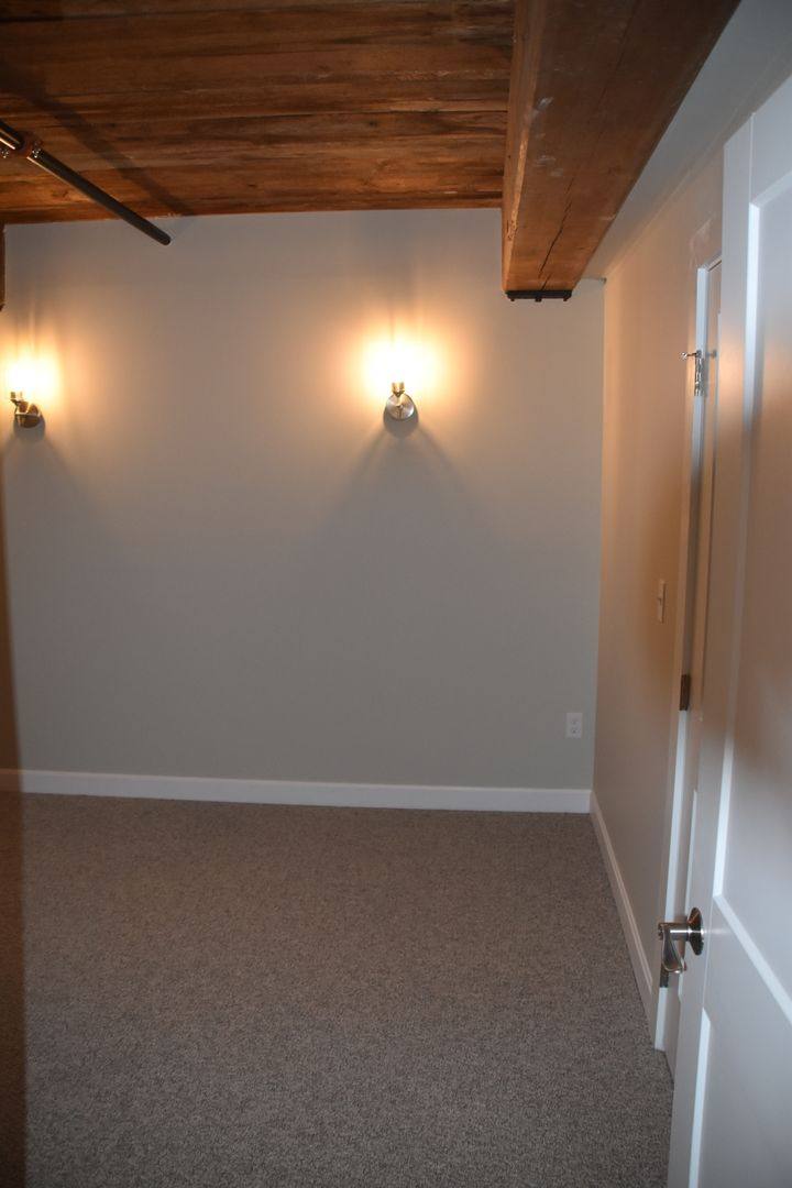 Apartment for rent at 4 Bay Rd, Newmarket, NH 03857