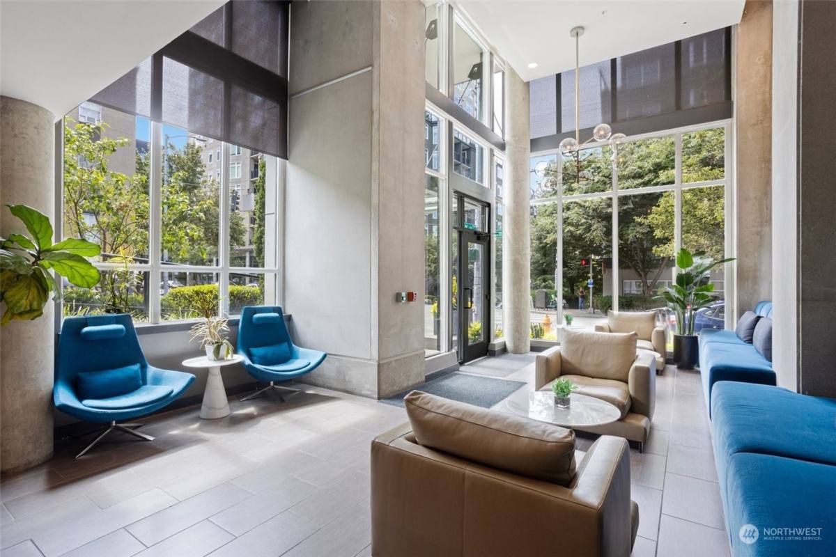 Condo for rent at 76 Cedar St #707, Seattle, WA 98121