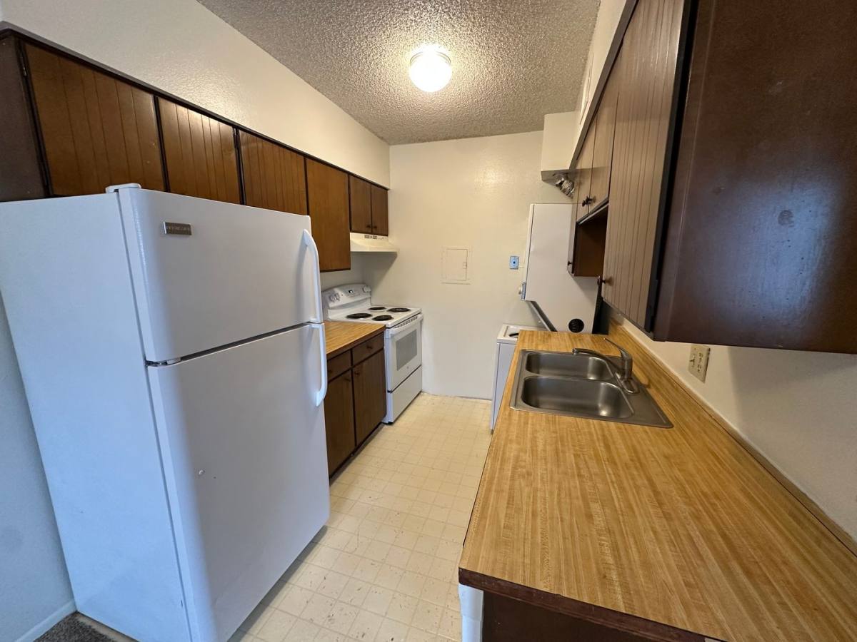Condo for rent at 810 S Kolb Rd, Tucson, AZ 85710