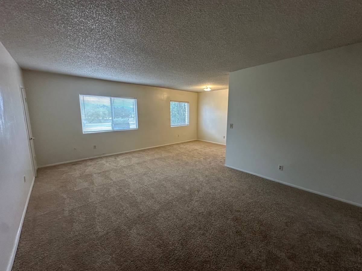 Condo for rent at 810 S Kolb Rd, Tucson, AZ 85710