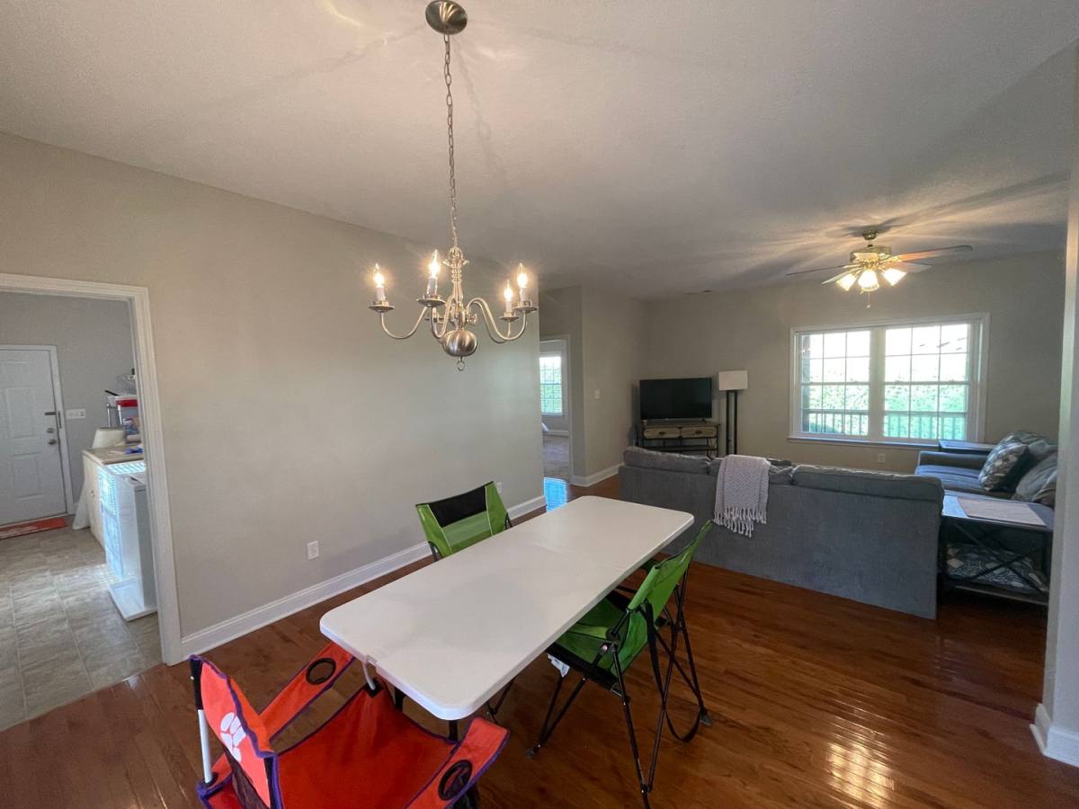 House for rent at 131 Eric Dr, Seneca, SC 29678
