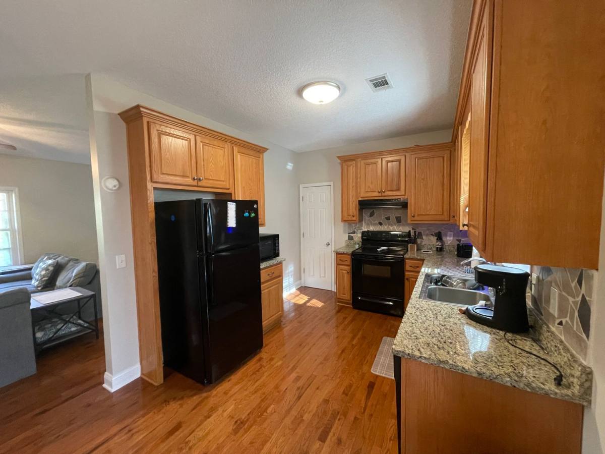 House for rent at 131 Eric Dr, Seneca, SC 29678