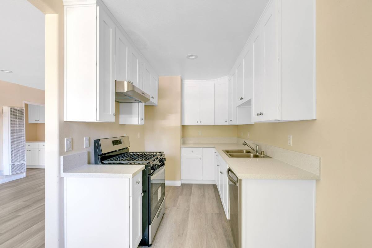 Apartment for rent at 1070 W Kensington, Los Angeles, CA 90026