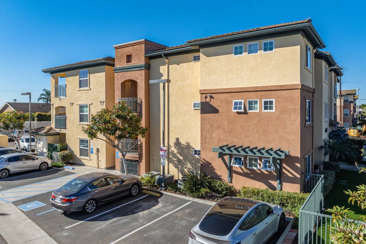 Apartment for rent at 4890 Diane Ave, San Diego, CA 92117