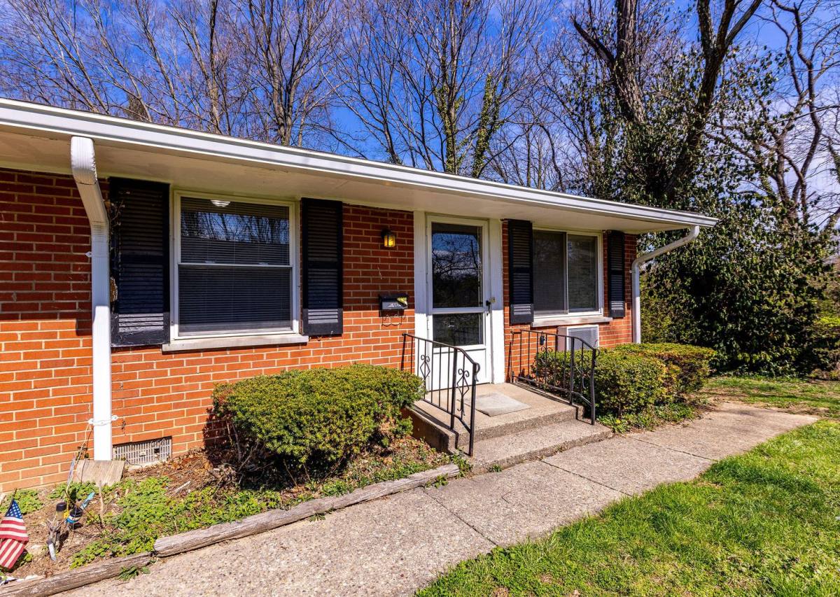 Apartment for rent at 5680 Folchi Rd, Cincinnati, OH 45224
