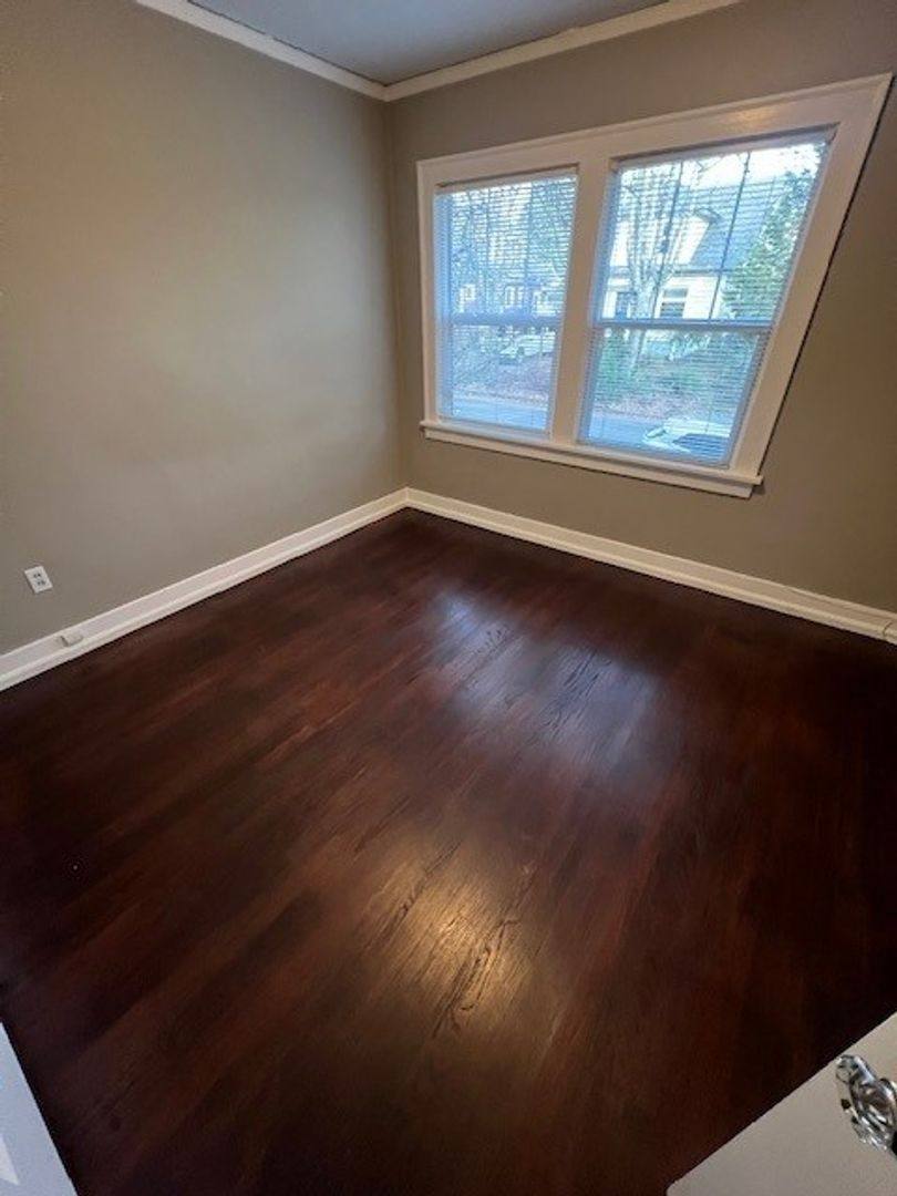 Apartment for rent at 535 16th Ave E, Seattle, WA 98112