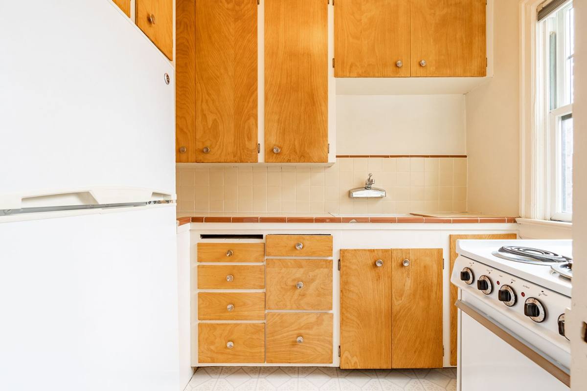 Apartment for rent at 715 1st Ave W, Seattle, WA 98119