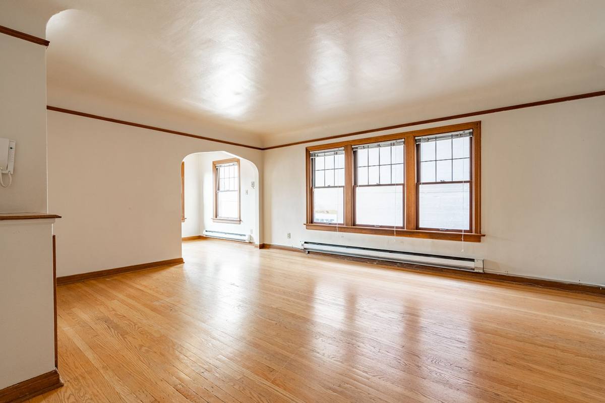 Apartment for rent at 715 1st Ave W, Seattle, WA 98119