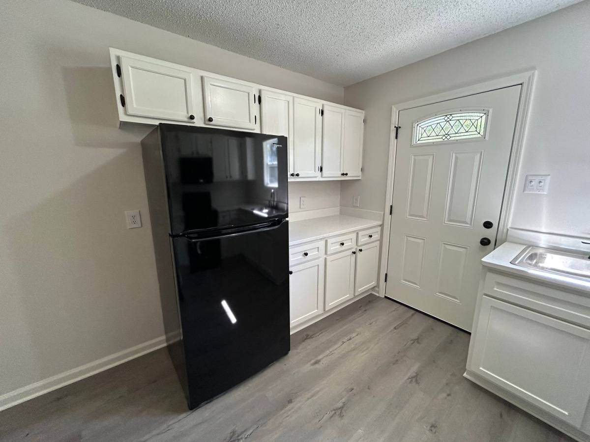 Apartment for rent at 1154 S Washington Ave, Brownsville, TN 38012