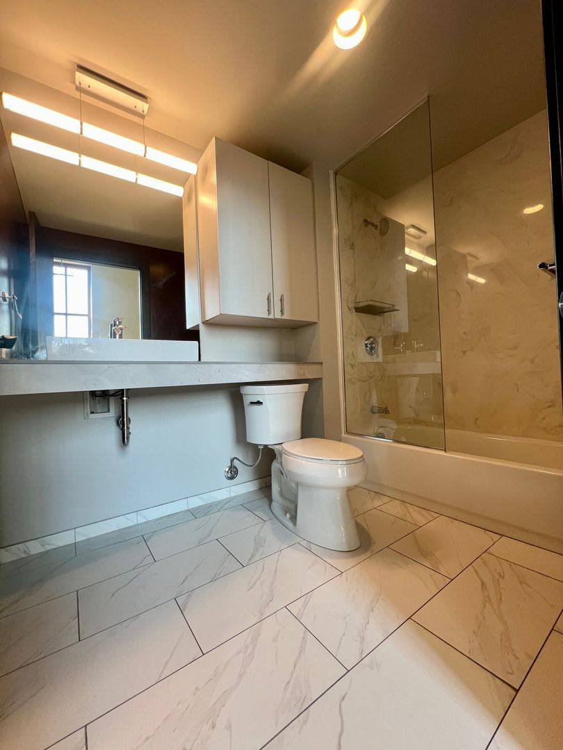 Apartment for rent at 2650 Locust St, Saint Louis, MO 63103