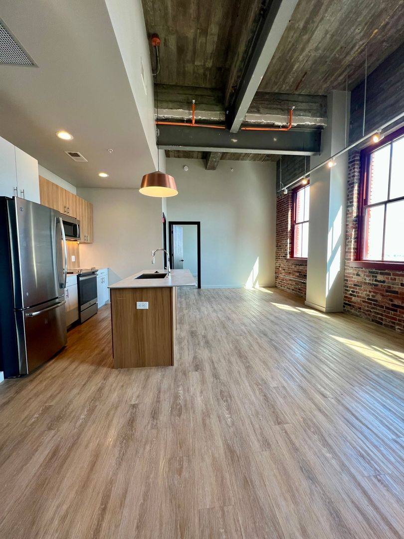 Apartment for rent at 2650 Locust St, Saint Louis, MO 63103