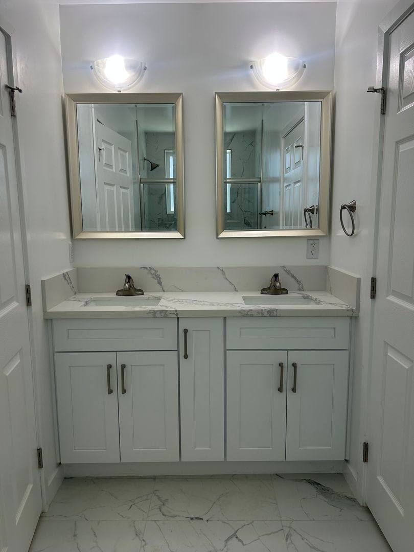 Apartment for rent at 3221-3223 W 73rd St, Los Angeles, CA 90043