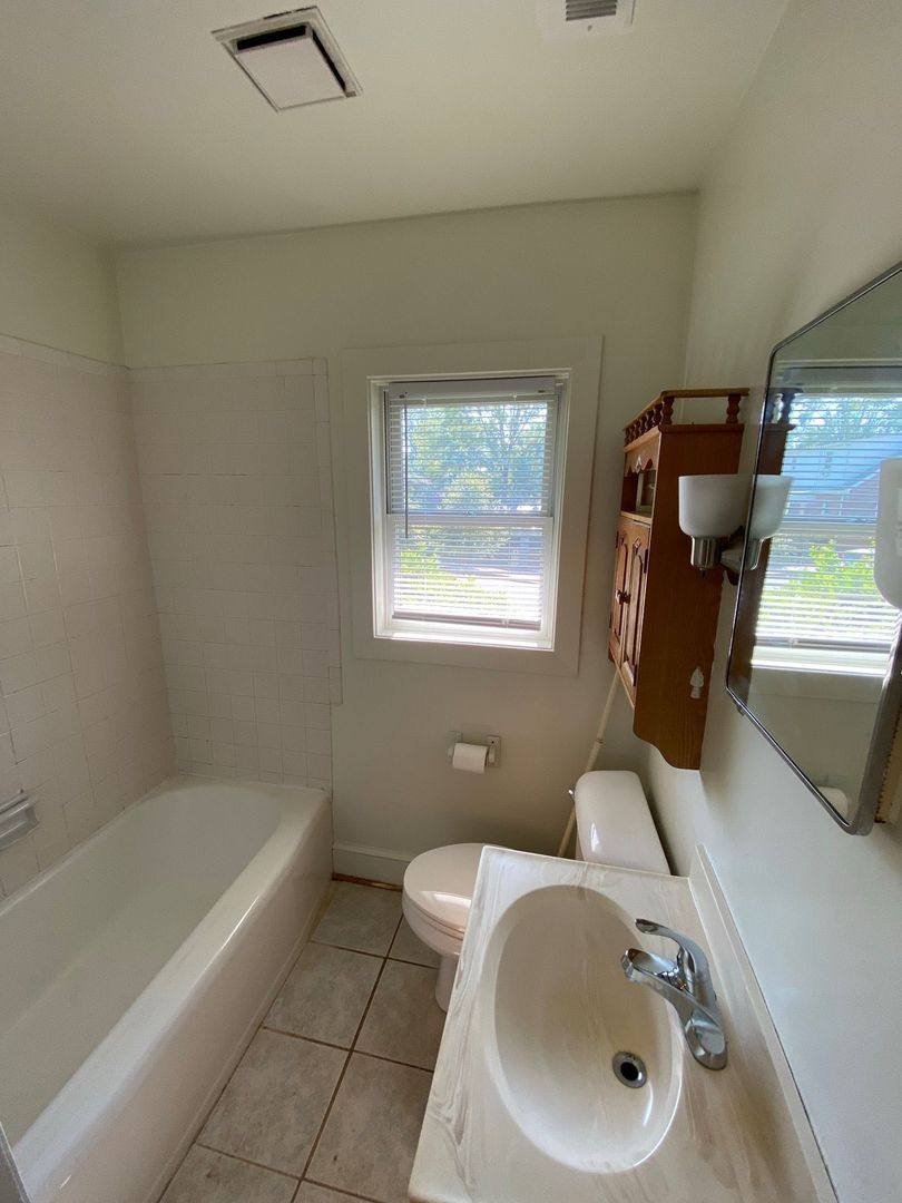 Apartment for rent at 804 Saint James Circle, Charlottesville, VA 22902