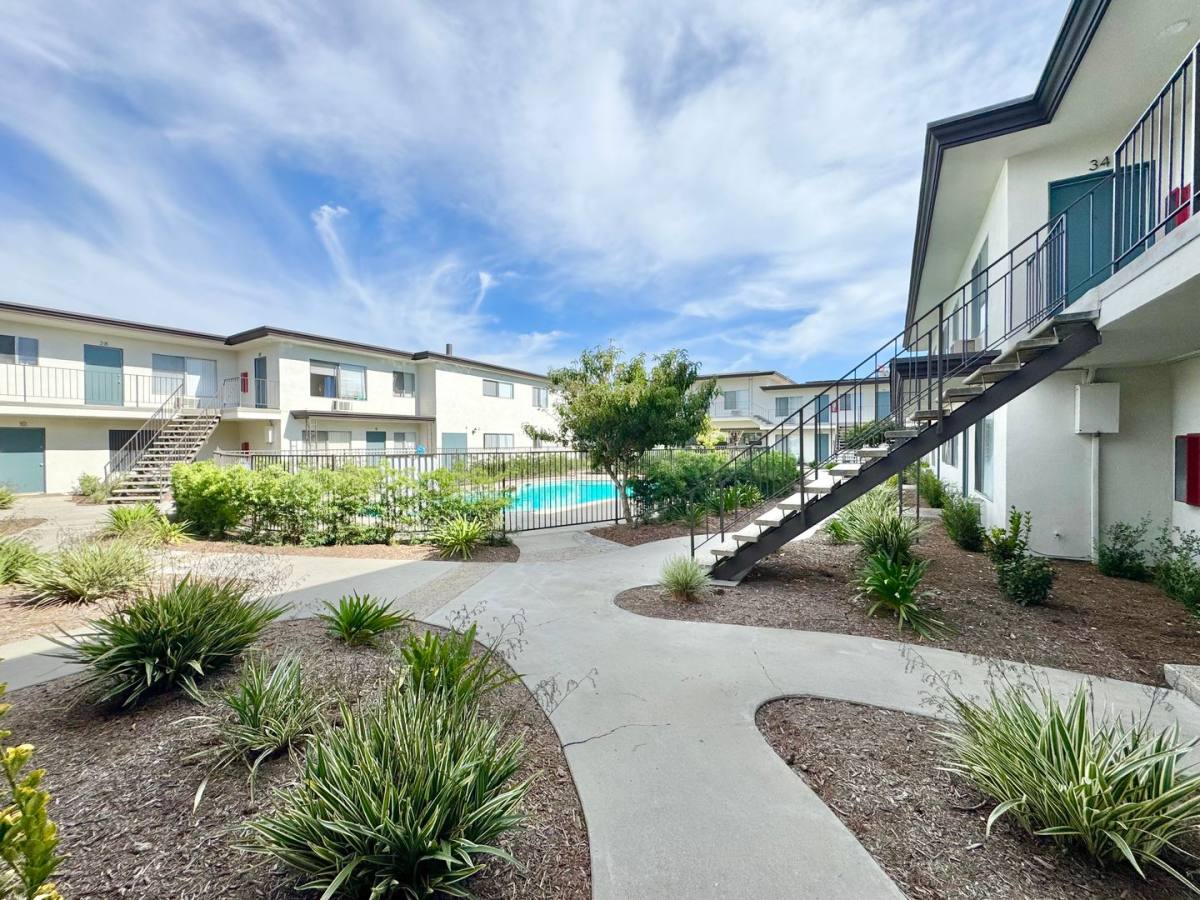 Apartment for rent at 11075 Westminster Ave, Garden Grove, CA 92843