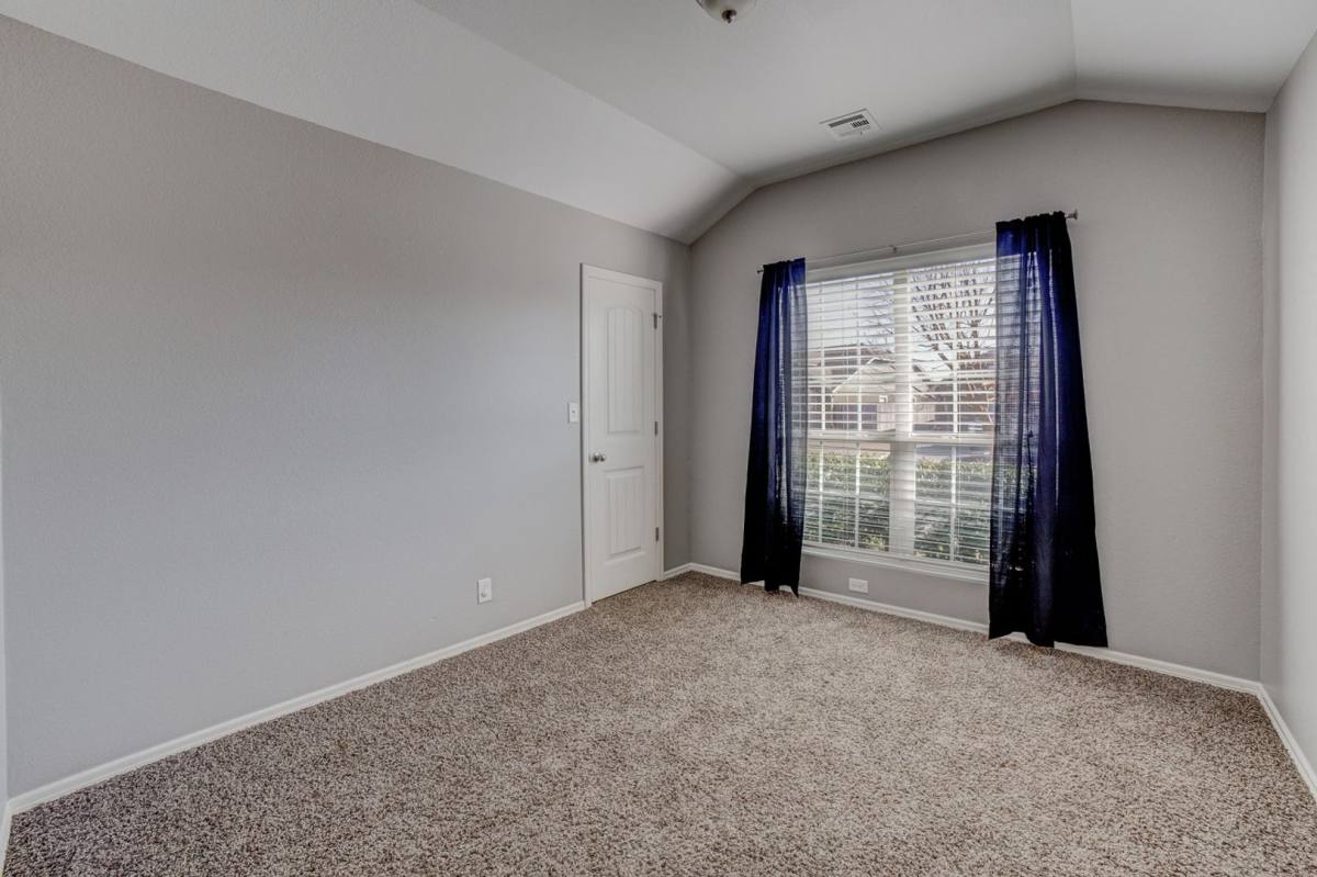House for rent at 15105 E 110th St N, Owasso, OK 74055