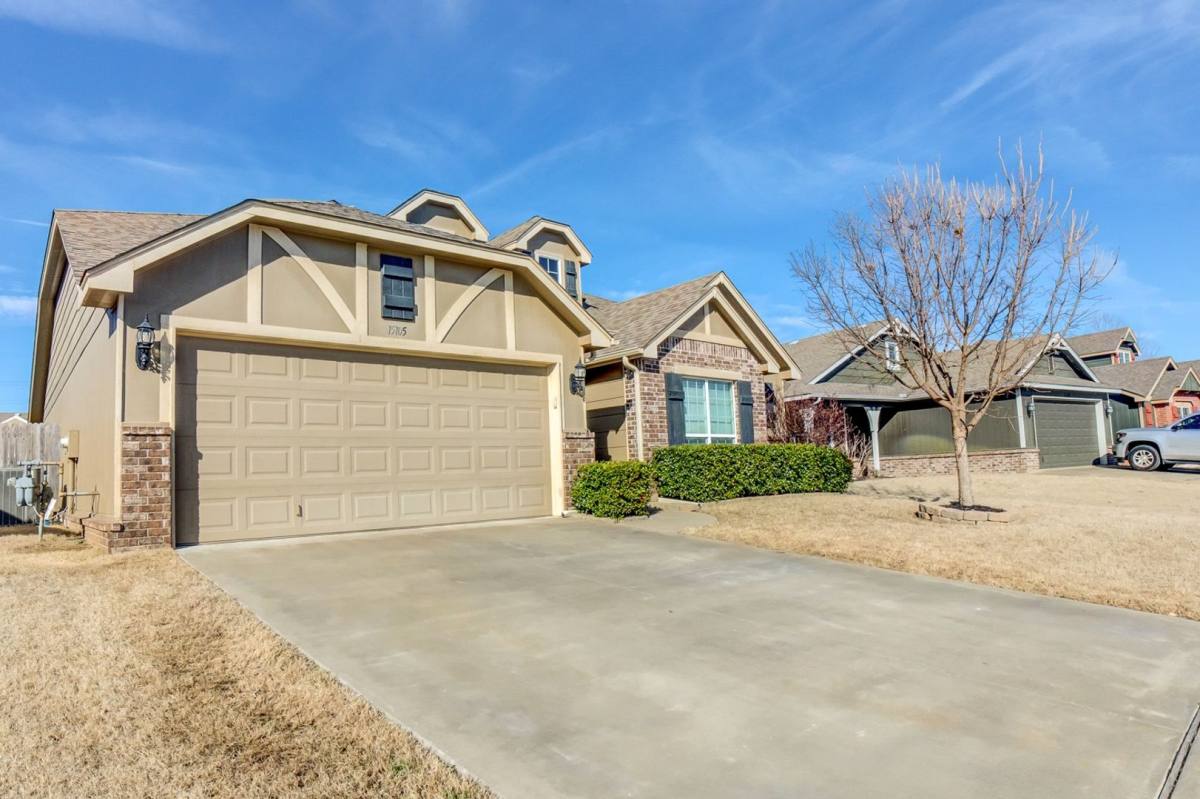 House for rent at 15105 E 110th St N, Owasso, OK 74055