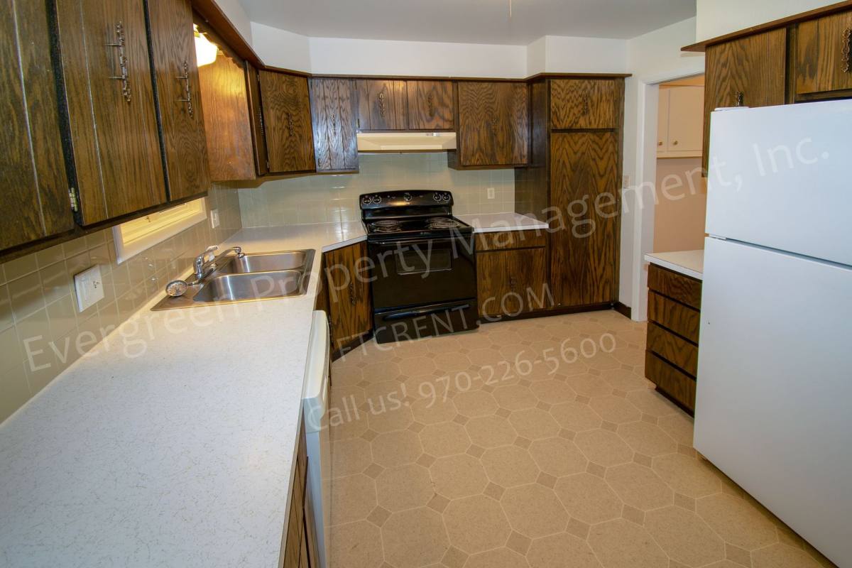 Apartment for rent at 1321-1323 E 16th St, Loveland, CO 80538