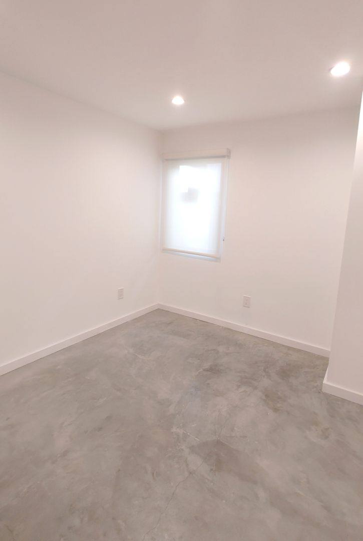 Apartment for rent at 1837 Euclid St, Santa Monica, CA 90404