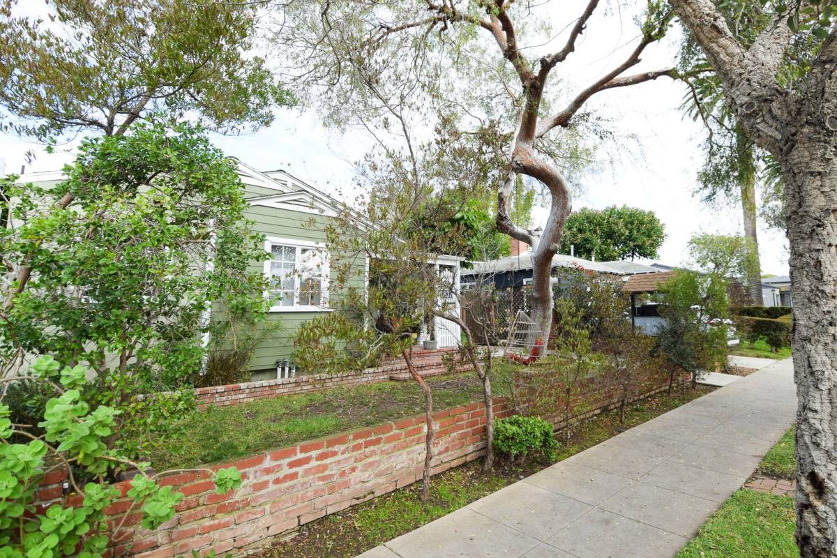 Apartment for rent at 1837 Euclid St, Santa Monica, CA 90404