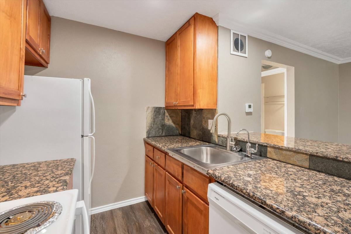 Apartment for rent at 5727 Richmond Ave, Dallas, TX 75206
