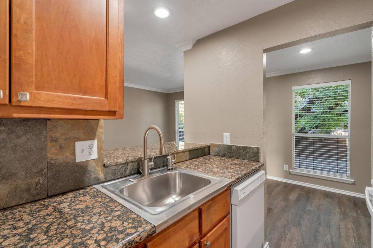 Apartment for rent at 5727 Richmond Ave, Dallas, TX 75206