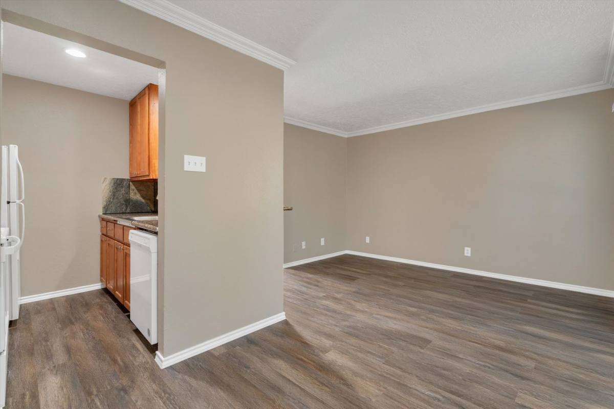 Apartment for rent at 5727 Richmond Ave, Dallas, TX 75206