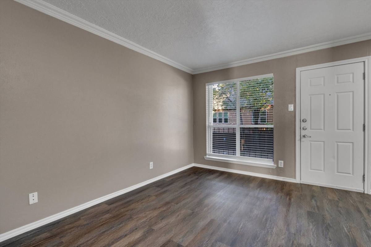 Apartment for rent at 5727 Richmond Ave, Dallas, TX 75206
