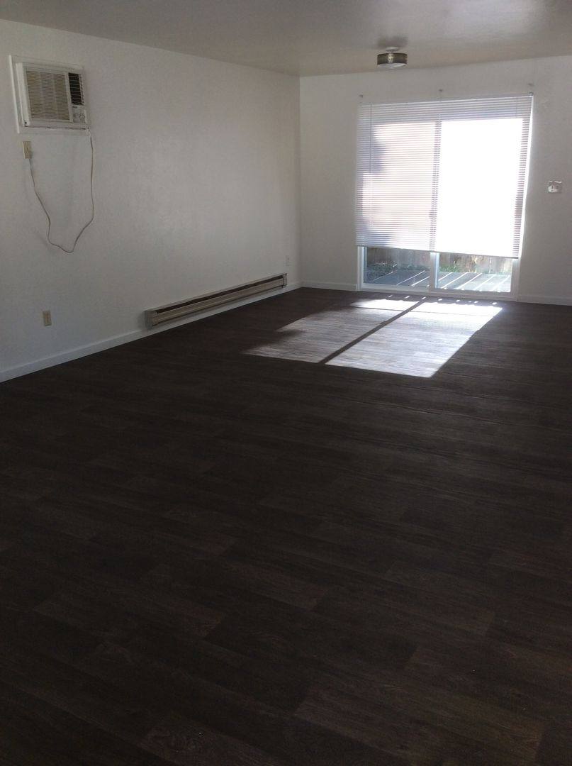 Apartment for rent at 1315 SW G St, Grants Pass, OR 97526