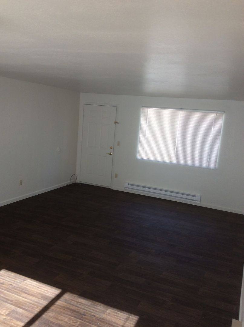 Apartment for rent at 1315 SW G St, Grants Pass, OR 97526