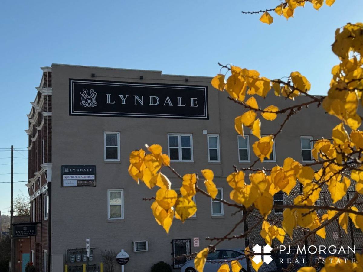 Apartment for rent at 1052 S 20th St, Omaha, NE 68108