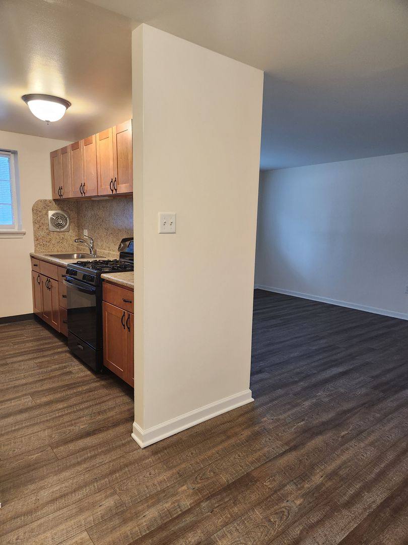 Apartment for rent at Wyncote, 30 Waverly Ave, Lancaster, PA 17601