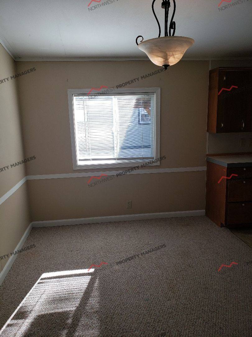 Apartment for rent at 2495 NE Kresky Ave, Chehalis, WA 98532