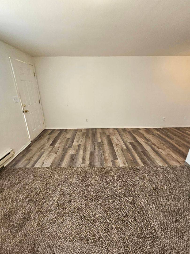 Apartment for rent at 601 S Division St, Moses Lake, WA 98837