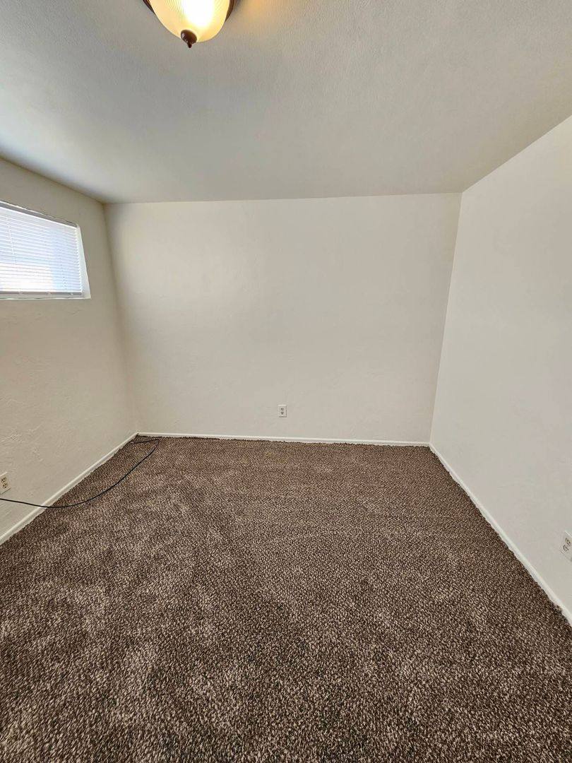 Apartment for rent at 601 S Division St, Moses Lake, WA 98837