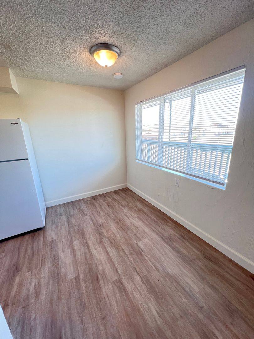Apartment for rent at 601 S Division St, Moses Lake, WA 98837