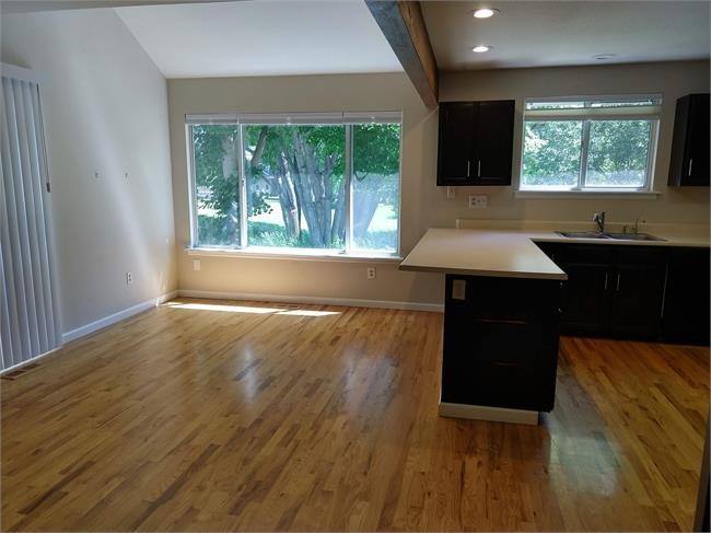 Townhouse for rent at 8100 Meadowdale Square, Longmont, CO 80503